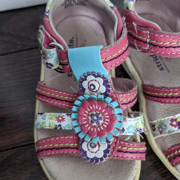 Stride Rite Sandals size 4T - Picture 6 of 6